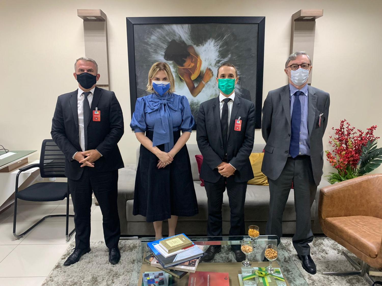 Ivana Cei, recebe visita institucional dos novos agentes diplomáticos da Embaixada Francesa para atuação  no Amapá