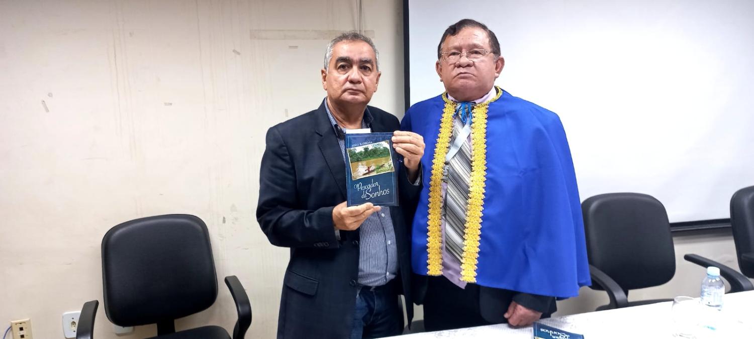 Escritor e poeta amapaense João Barbosa