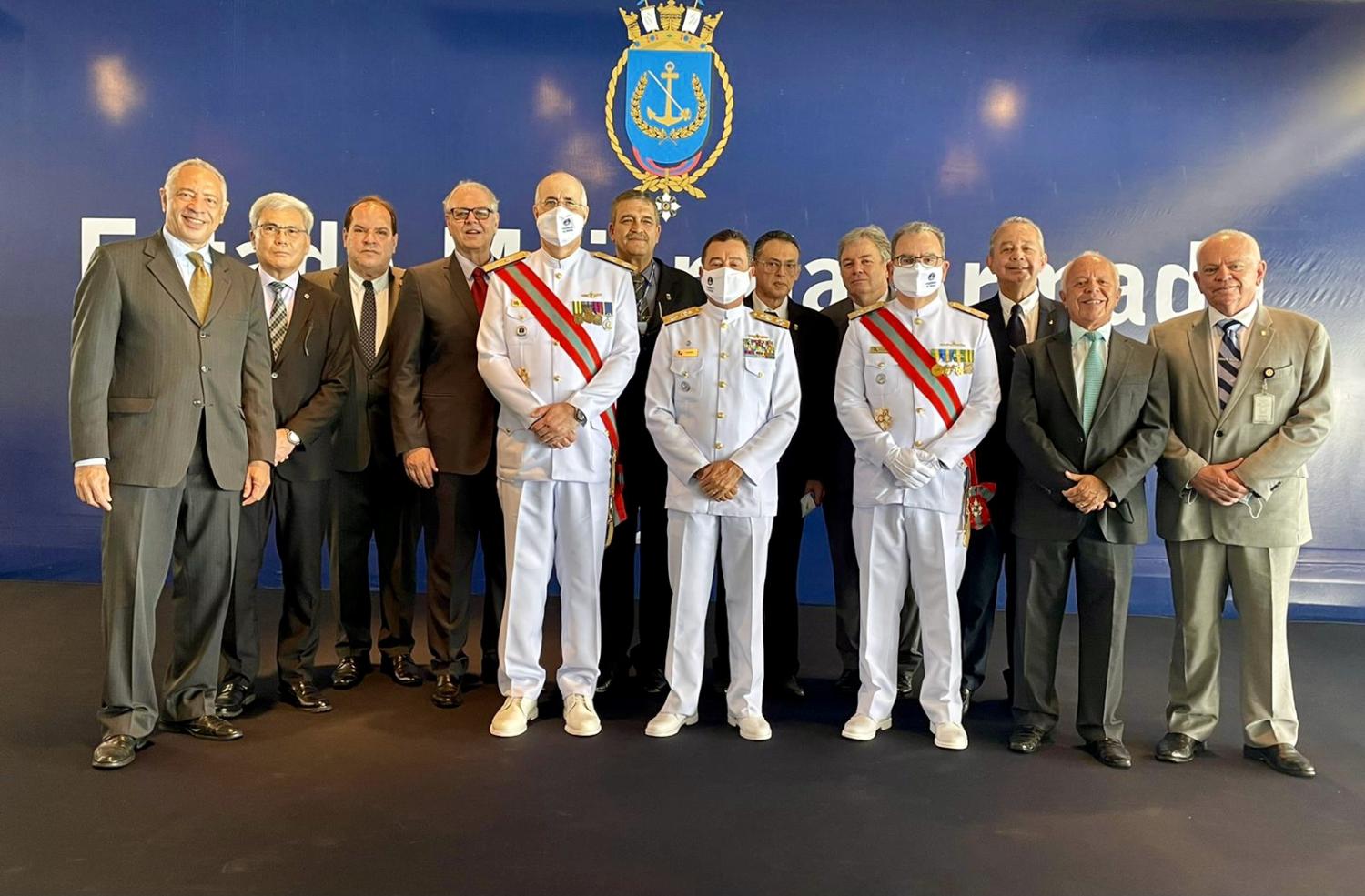 NUCLEP PRESTIGIA POSSE DO NOVO CHEFE DO ESTADO-MAIOR DA ARMADA (CEMA)