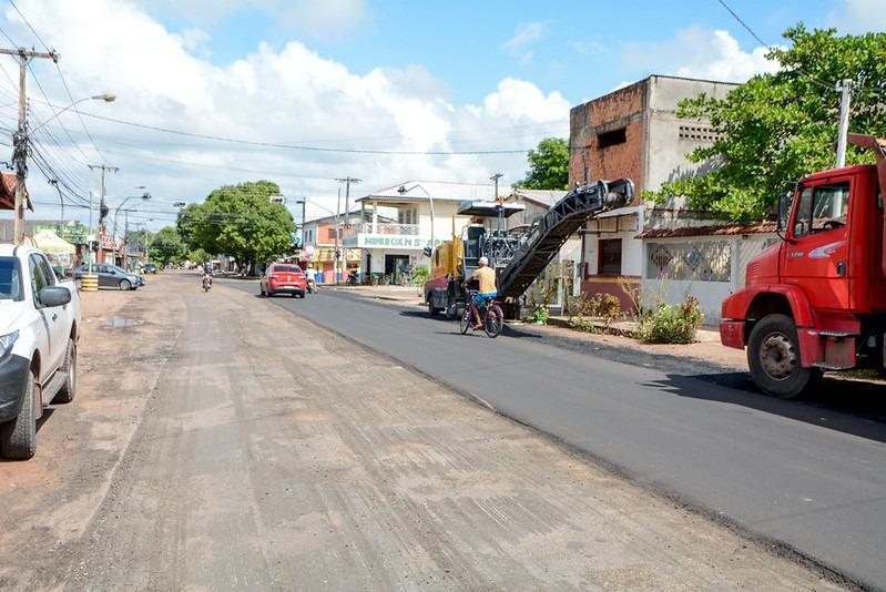 Rua São Paulo começa a receber os serviços de pavimentação