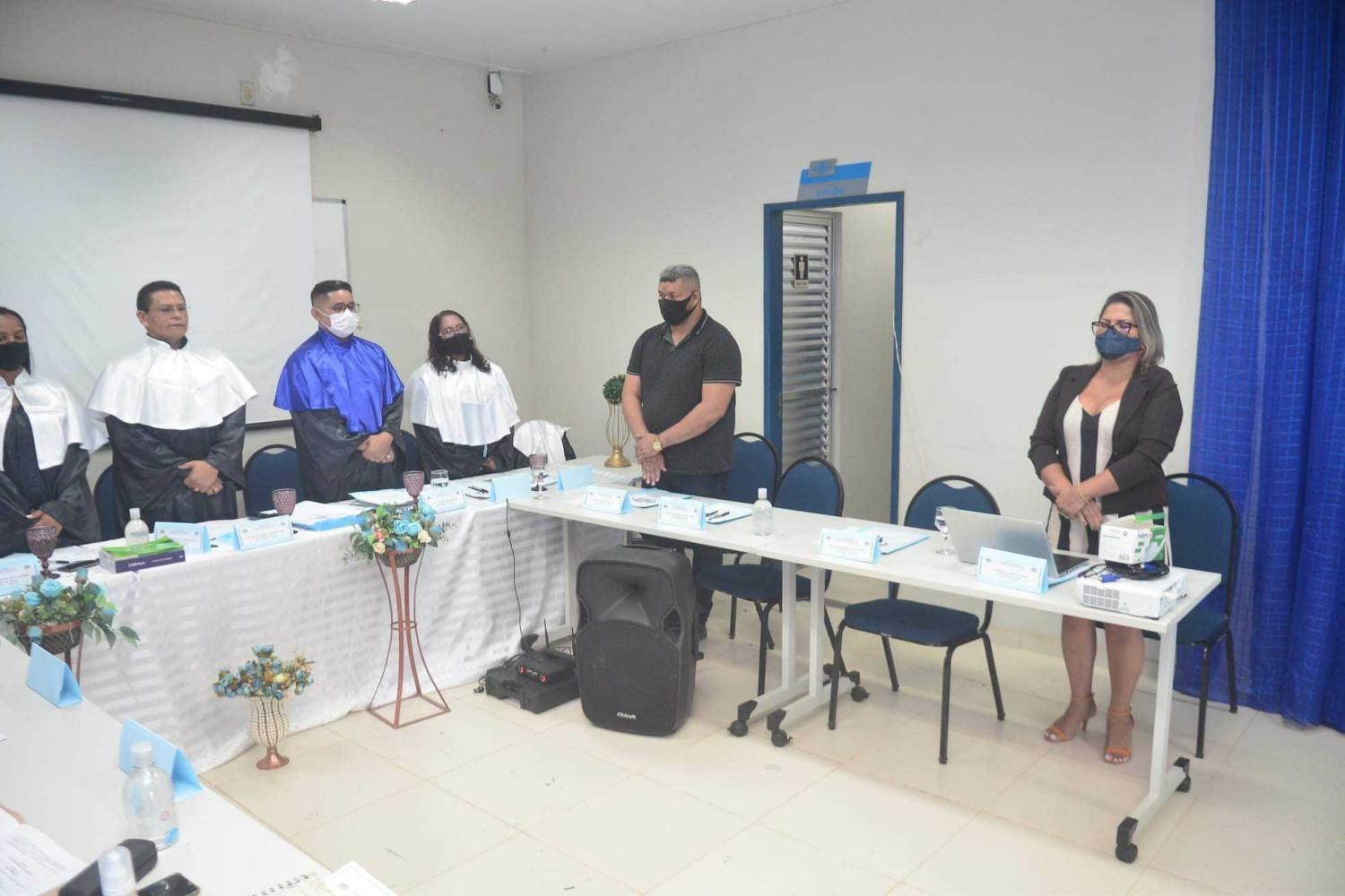 Tomam posse os novos Conselheiros Titulares e Suplentes