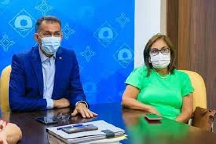 MP-AP recomenda à secretária da SEED a imediata suspensão do contrato de locação de tablets