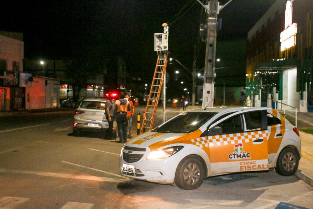Novos radares de velocidade passam por aferição do Inmetro, em Macapá