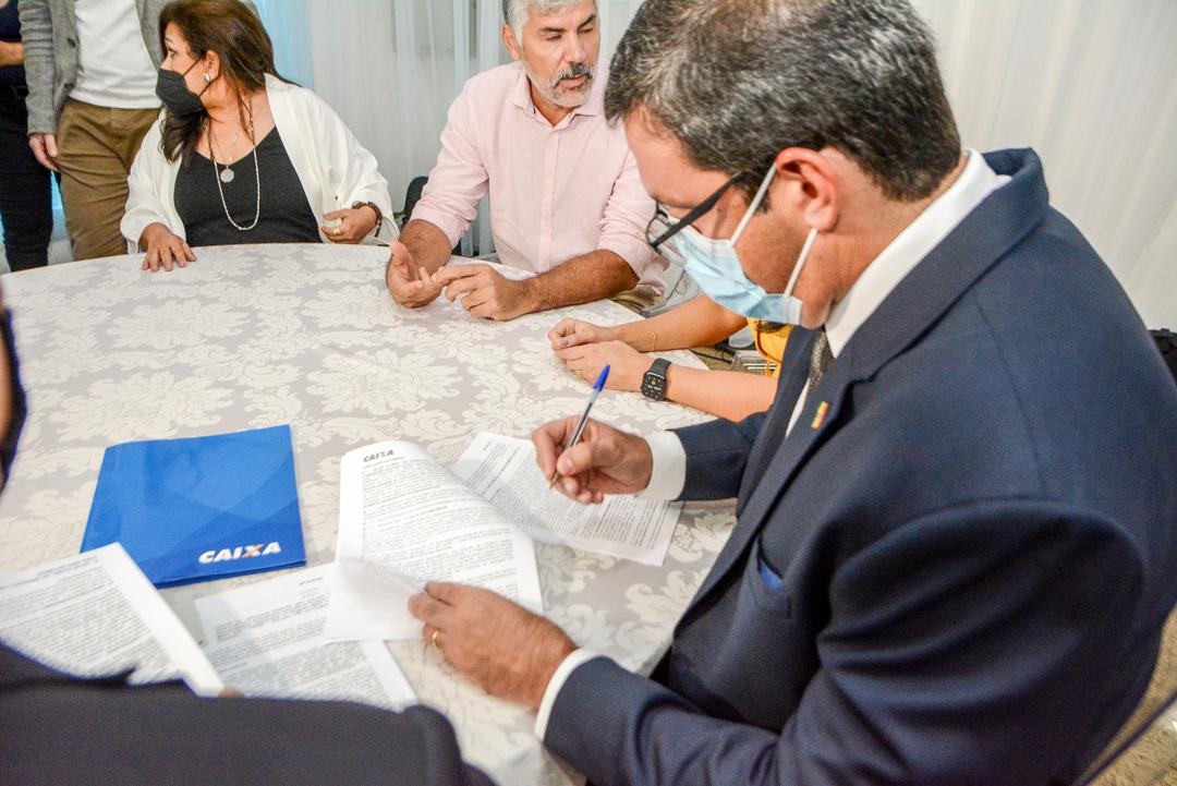 Prefeitura de Macapá lança programa municipal de habitação durante fórum da construção civil