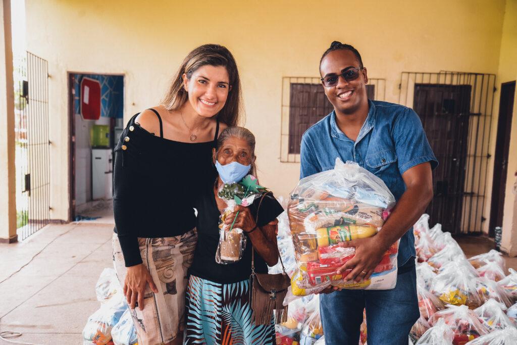 Ação da Prefeitura de Macapá pelo Dia da Mulher distribuiu 300 cestas.