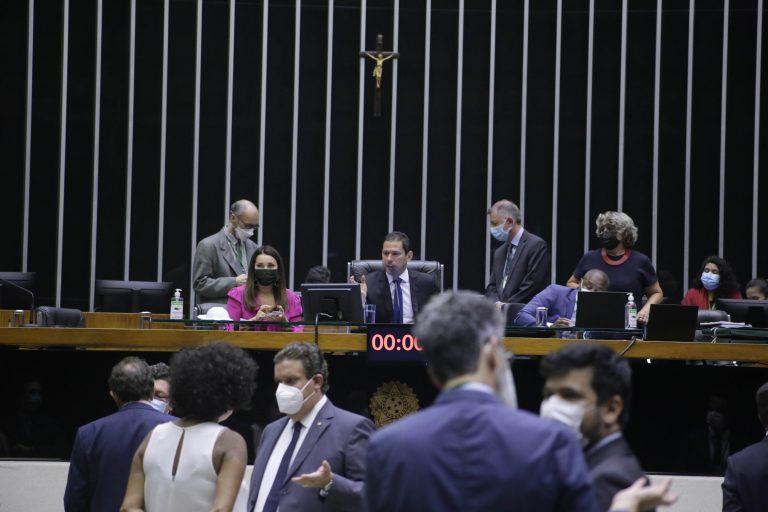 Câmara aprova urgência para projeto sobre mineração em terras indígenas