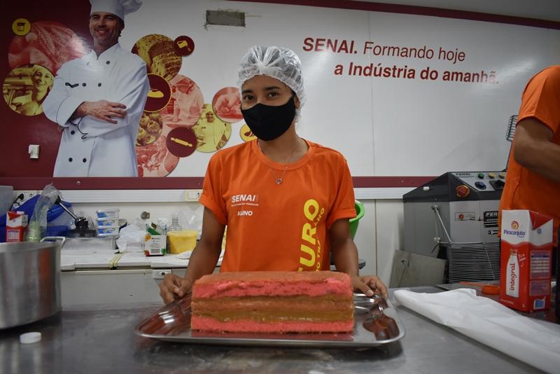 Curso do SENAI estimula empreendedorismo de alunas em Macapá