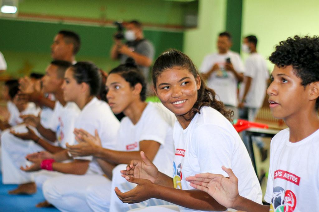Macapá libera uso de máscara em locais fechados