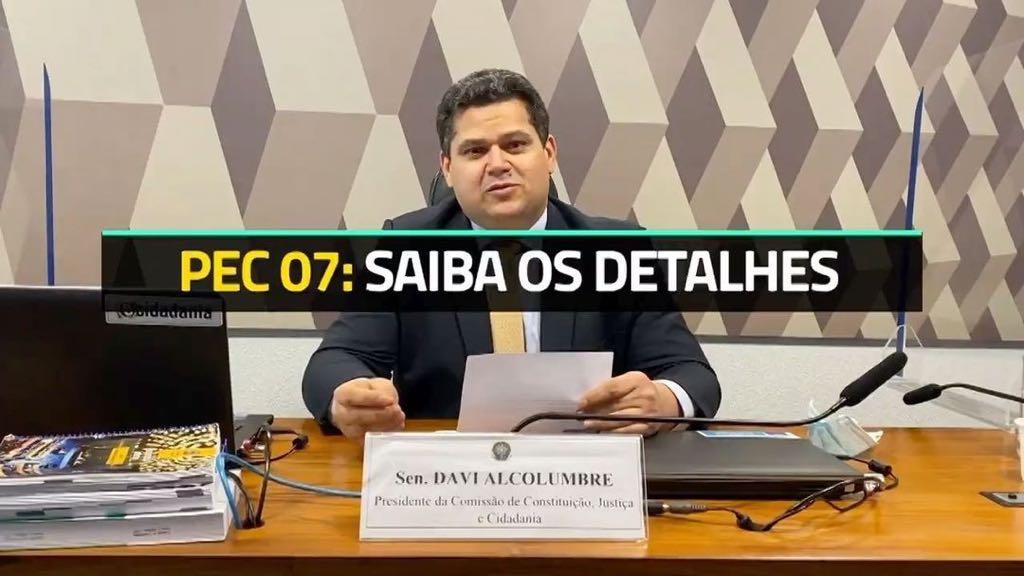 Senador Davi Alcolumbre (PUB) explica os fake news sobre o andamento da PEC 07