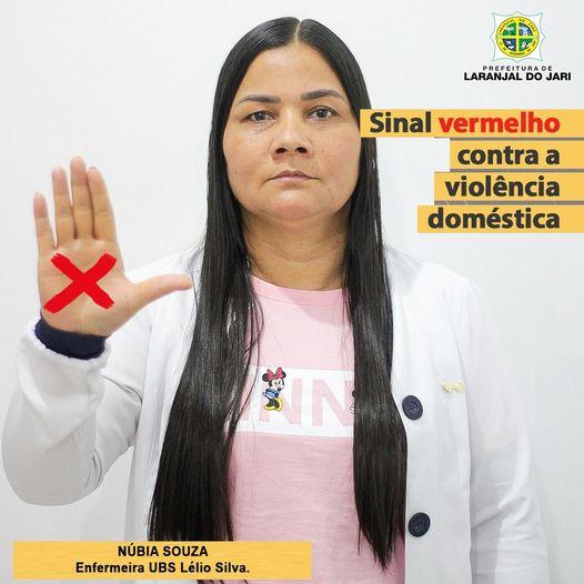 Sinal vermelho contra a violência doméstica