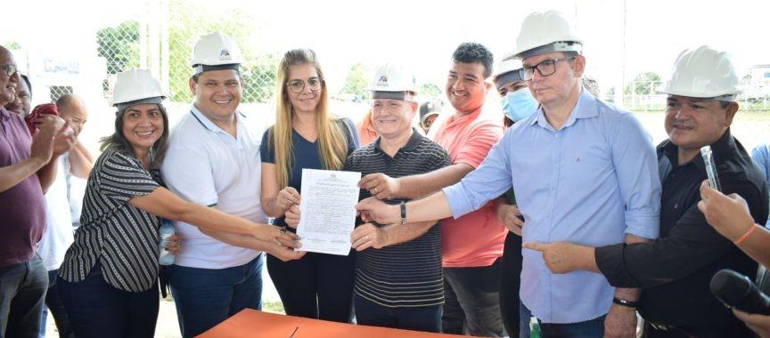 Prefeito Bala Rocha e senador Davi assinam ordem de serviço para a construção do Estádio Vilelão