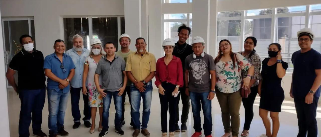Equipe da Prefeitura de Santana faz visita técnica às obras do novo Cine teatro Municipal Silvio Romero.