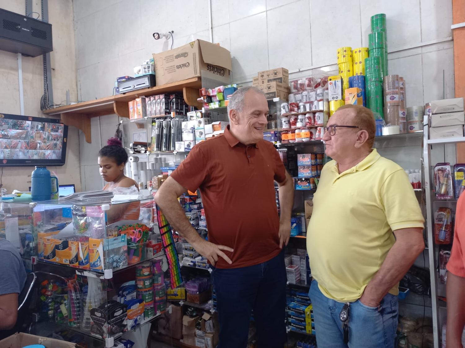 Jaime Nunes (PSD) chega ao Oiapoque e é abraçado pela população