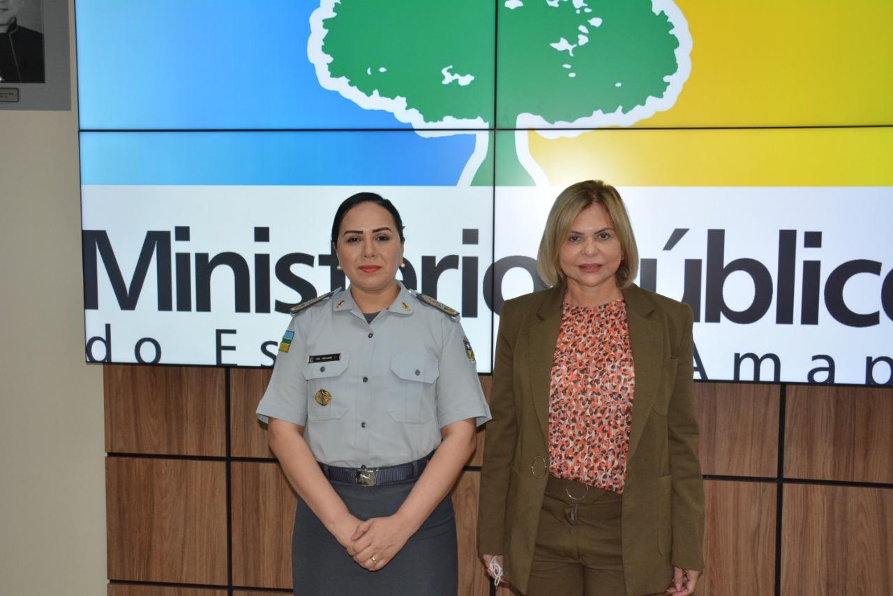 Membros do MP-AP recebem visita institucional da comandante da PM/AP