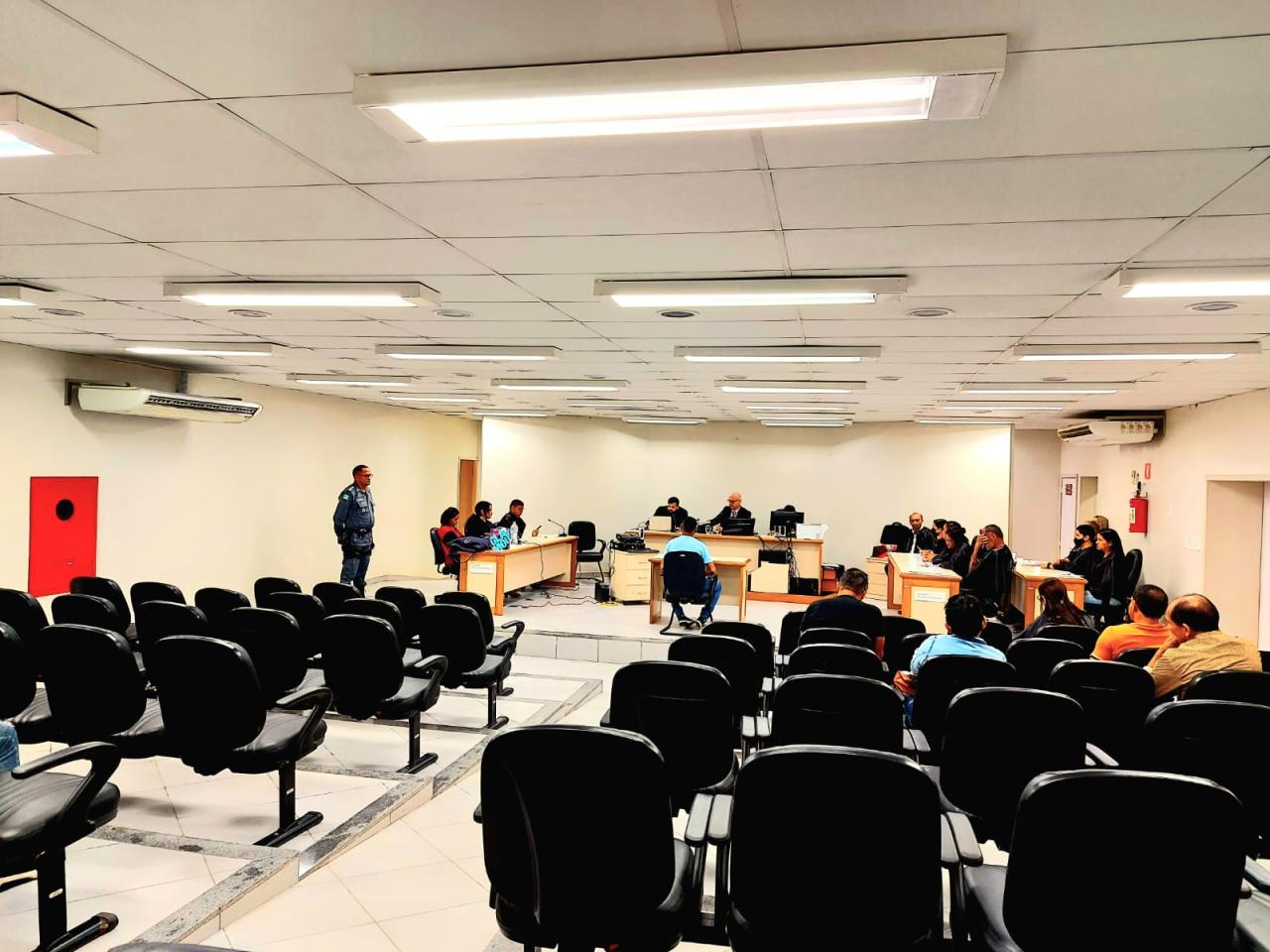 Tribunal do Júri acolhe tese do MP-AP