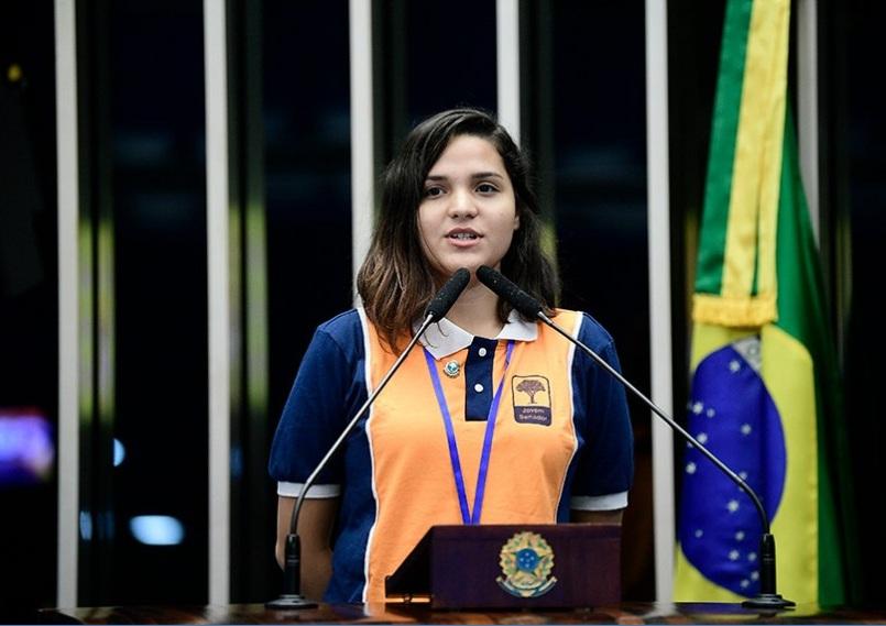 Amapaense é eleita presidente do grupo de Jovens Senadores no Congresso Nacional