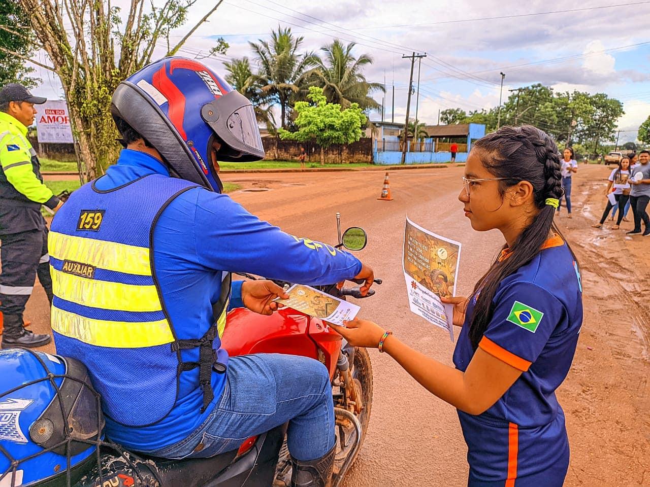 BLITZ EDUCATIVA EM OIAPOQUE