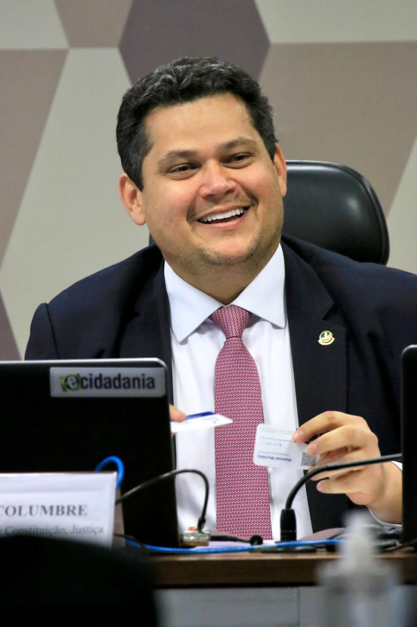 O senador Davi Alcolumbre (AP), líder do União Brasil, participa, na manhã desta sexta-feira (10), em Macapá,