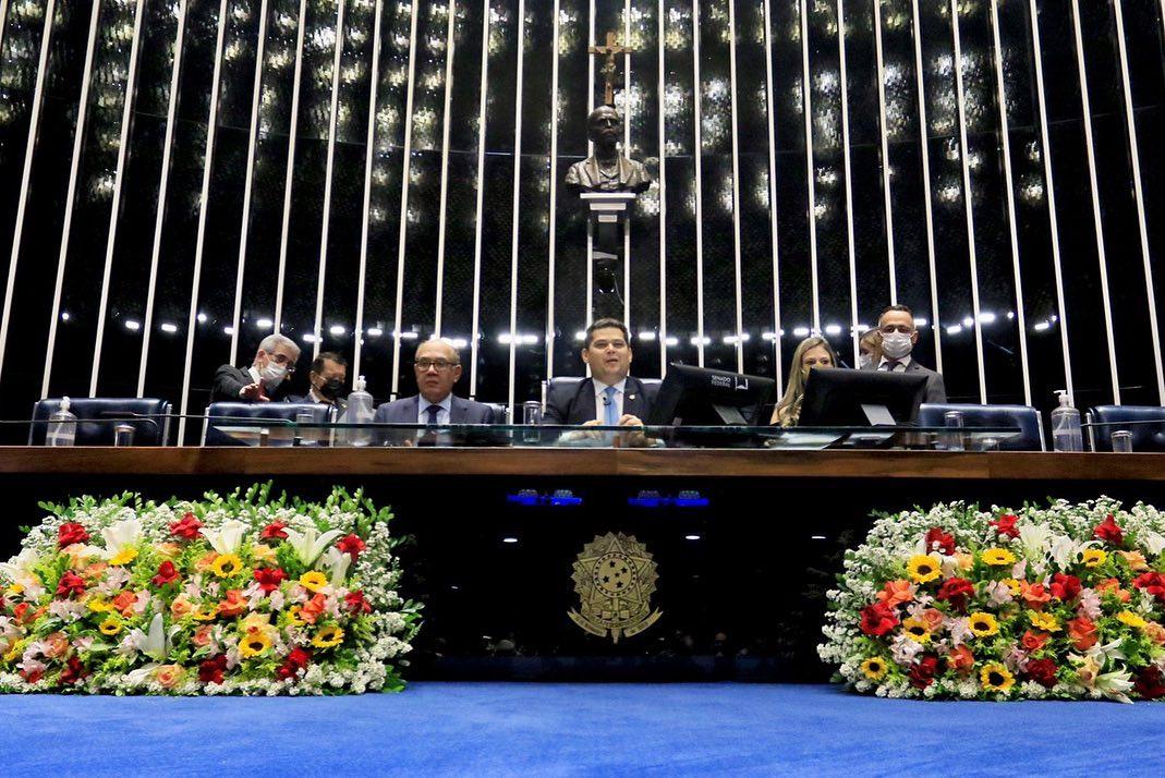 Senador Davi Alcolumbre (UB/AP) preside sessão solene do Congresso Nacional