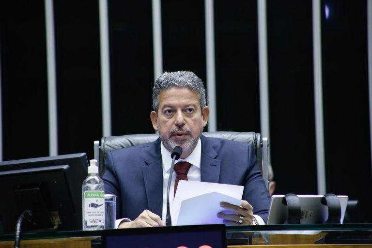 Artur Lira, adia votação das PEC 11/22 e 15/22 para terça-feira (12)