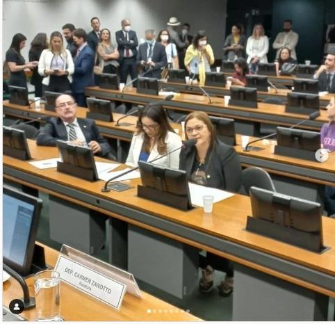 PEC do piso da Enfermagem é aprovada na comissão especial da Câmara