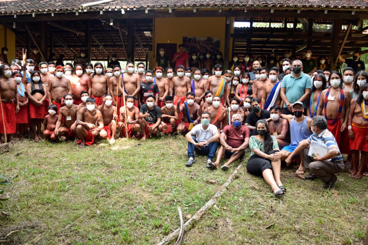 Redefinição dos limites entre assentamento da Perimetral Norte e Floresta Estadual do Amapá