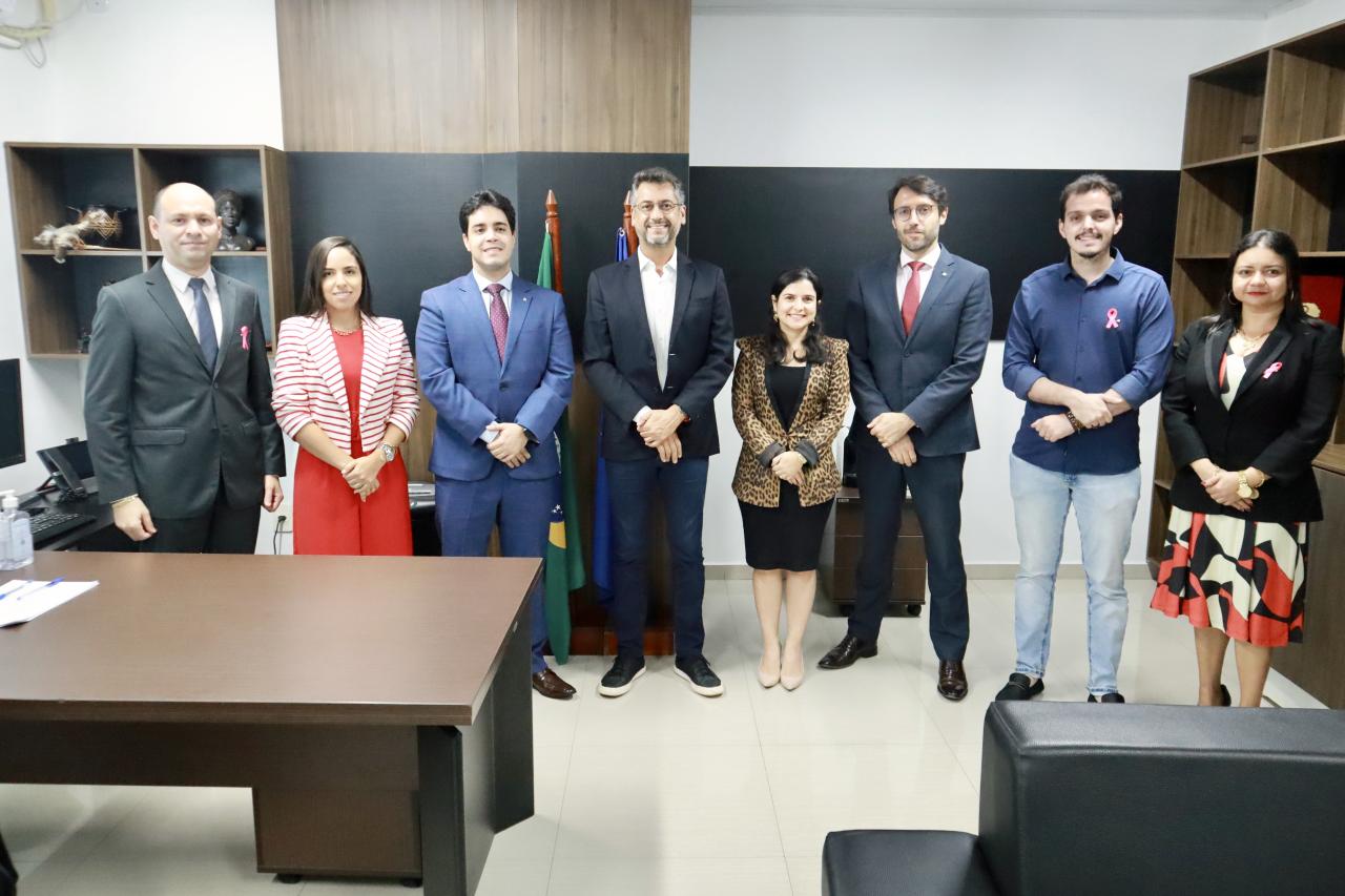 Membros do MPF recepcionam governador do Amapá eleito em 2022