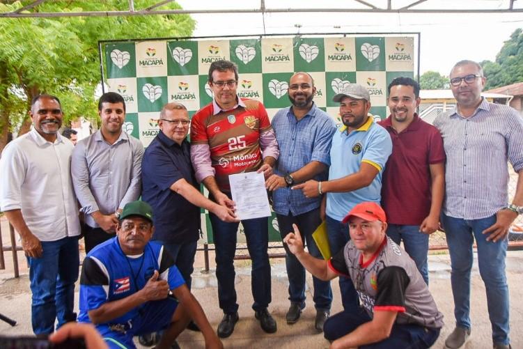 ‘Prefeitão’ amplia investimento no esporte com obras em seis arenas de Macapá.