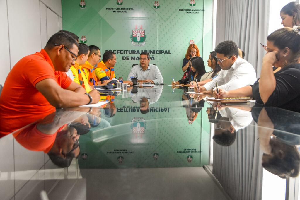 Prefeito Dr. Furlan reúne com Defesa Civil e gestores para definir Plano Emergencial Preventivo