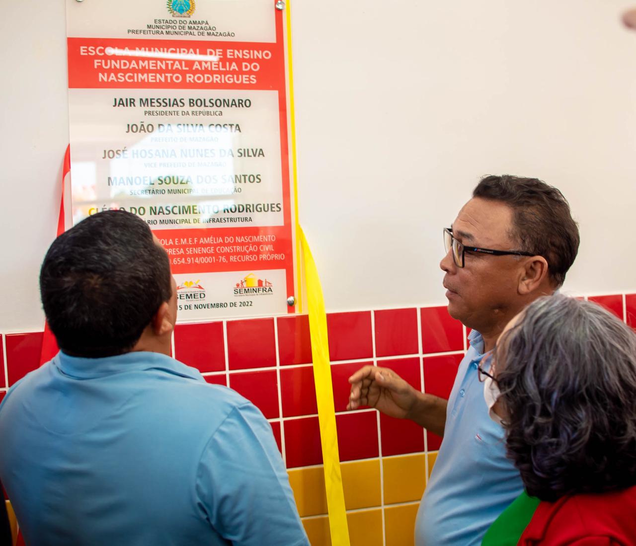 Prefeito Dudão Costa entrega obras executadas com recursos alocados para o município.