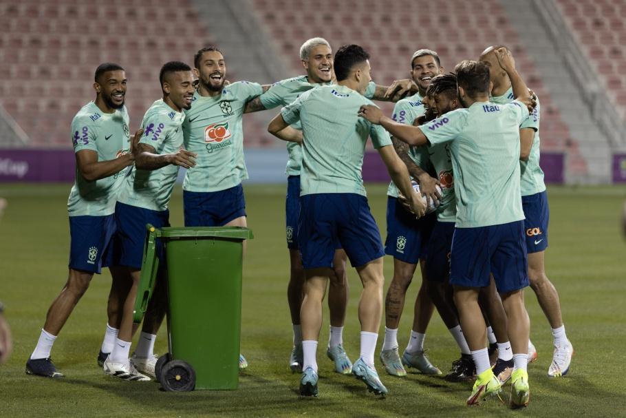 Seleção Brasileira faz penúltimo treino antes de enfrentar a Suíça