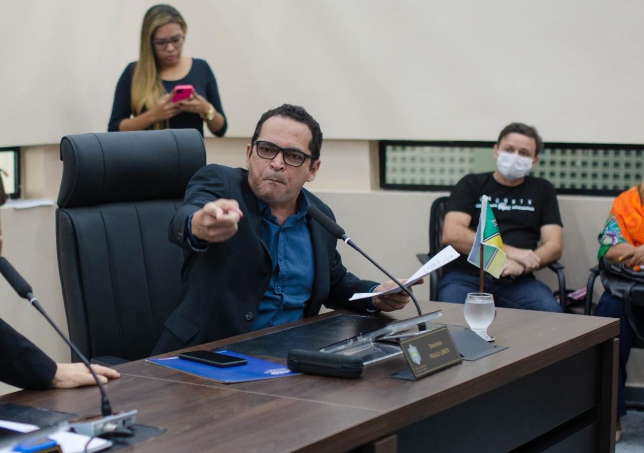 Ofício da Seed sobre Fundeb revolta servidores da educação estadual.