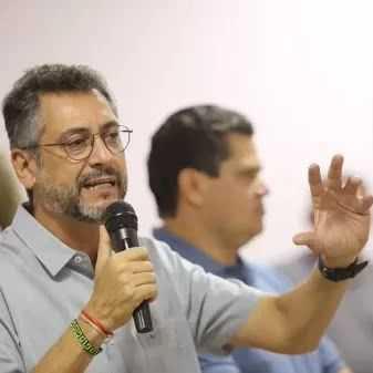 PELO AMAPÁ INTEIRO. CLÉCIO LUÍS CONVIDA POPULAÇÃO AMAPAENSE