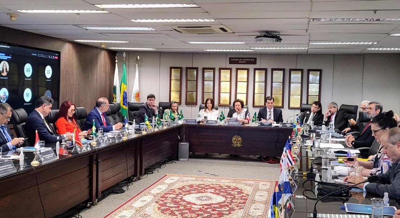 Promotor do MP-AP representa PGJ do Amapá na reunião ordinária do CNPG.