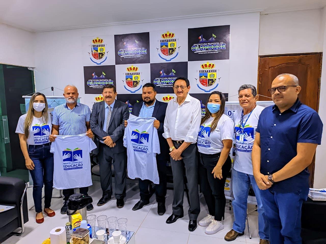 TCE apresenta ao executivo municipal de Oiapoque projeto “Juntos pela Educação”