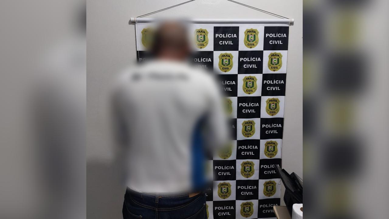 POLÍCIA CIVIL PRENDE HOMEM CONDENADO JUDICIALMENTE POR ESFAQUEAR A EX-ESPOSA EM VIA PÚBLICA E NA FRENTE DOS FILHOS DELA