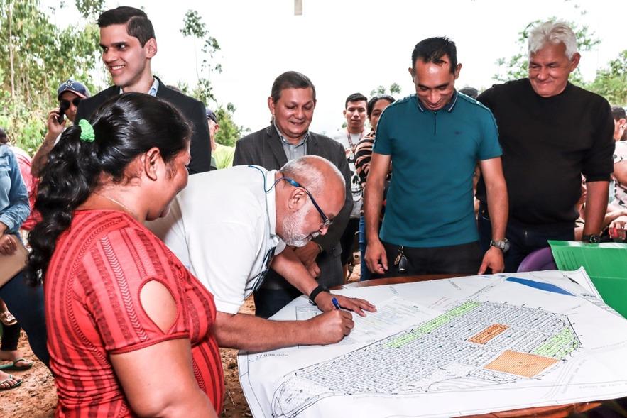 Prefeito Bessa Apresenta a comunidade novo loteamento urbano municipal.