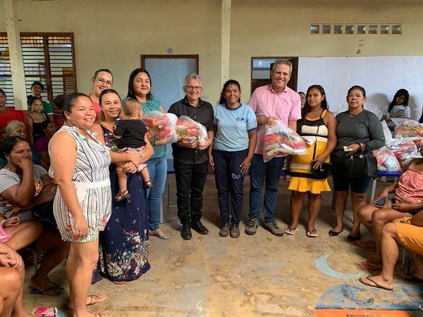 Prefeito Bruno Mineiro realiza entrega de Cestas em Projeto ‘Aluno + Forte’
