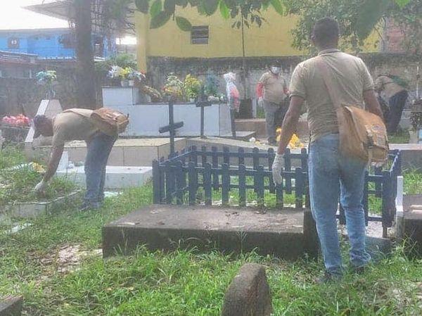 Prefeitura de Oiapoque realiza ação para eliminar criadouros do mosquito da dengue no cemitério da cidade