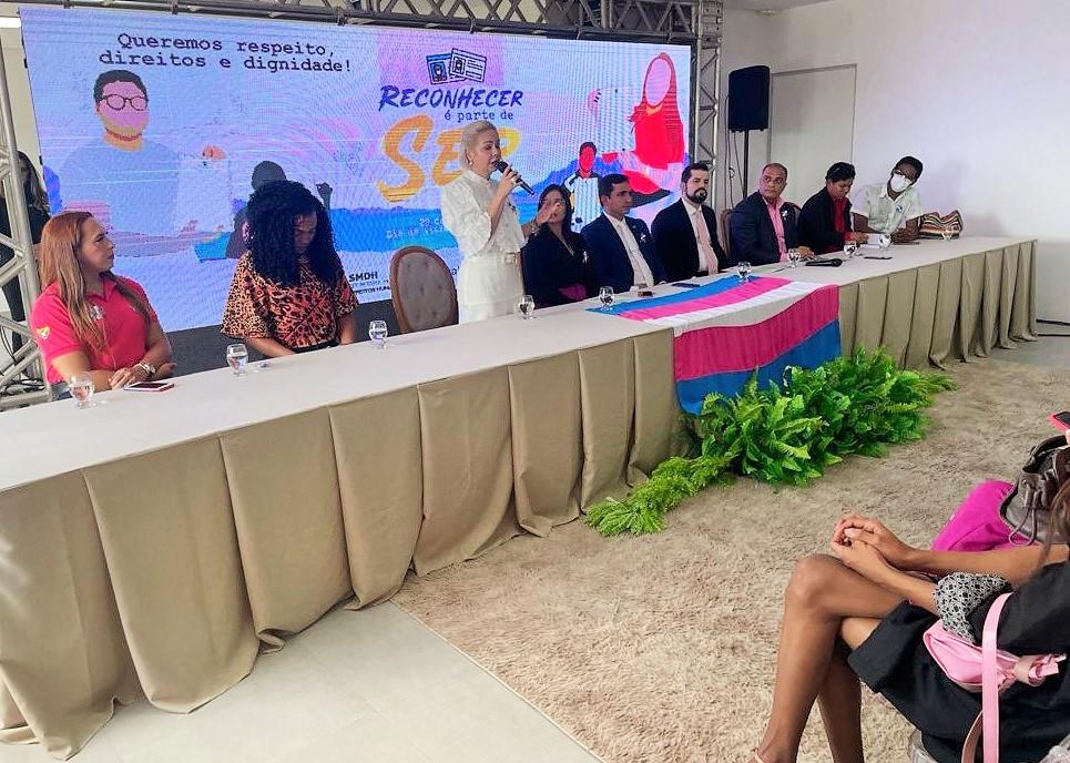 Promotora da Mulher participa do encerramento do mês da visibilidade trans e travesti promovida pela PMM