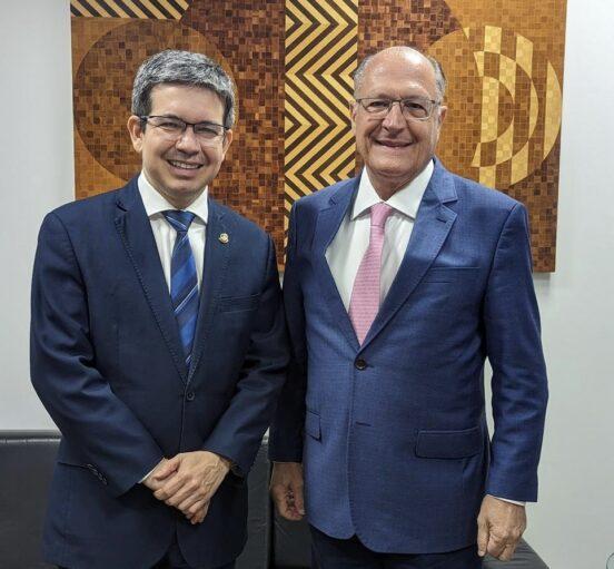 Randolfe trata com ministro Alckmin sobre a implementação da Zona Franca Verde no Amapá