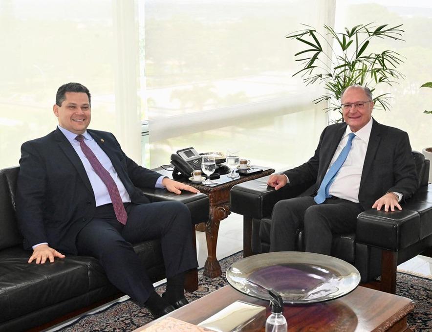 Senador Davi Alcolumbre Reúne com Presidente em Exercício Geraldo Alckmin