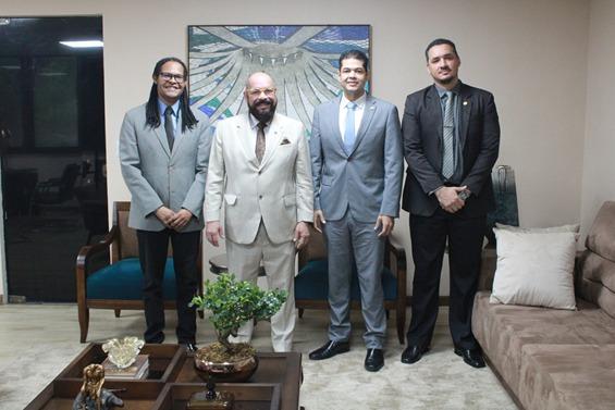 Celeridade processual e capacitação da advocacia para uso do PJe pautaram a reunião entre TJAP e OAB-AP nesta sexta-feira, 3