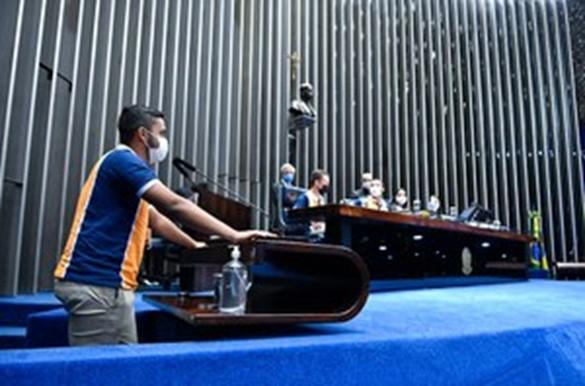 Estão abertas as inscrições para o Programa Jovem Senador 2023