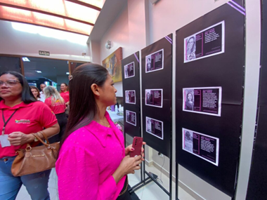 Mulheres macapaenses são homenageadas com exposição que relata a história da conquista pelo direito ao voto feminino