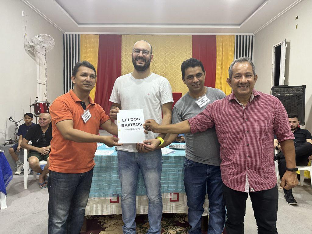 Prefeitura de Santana participa da Assembleia Geral no bairro Fé em Deus, questões territoriais foram discutidas