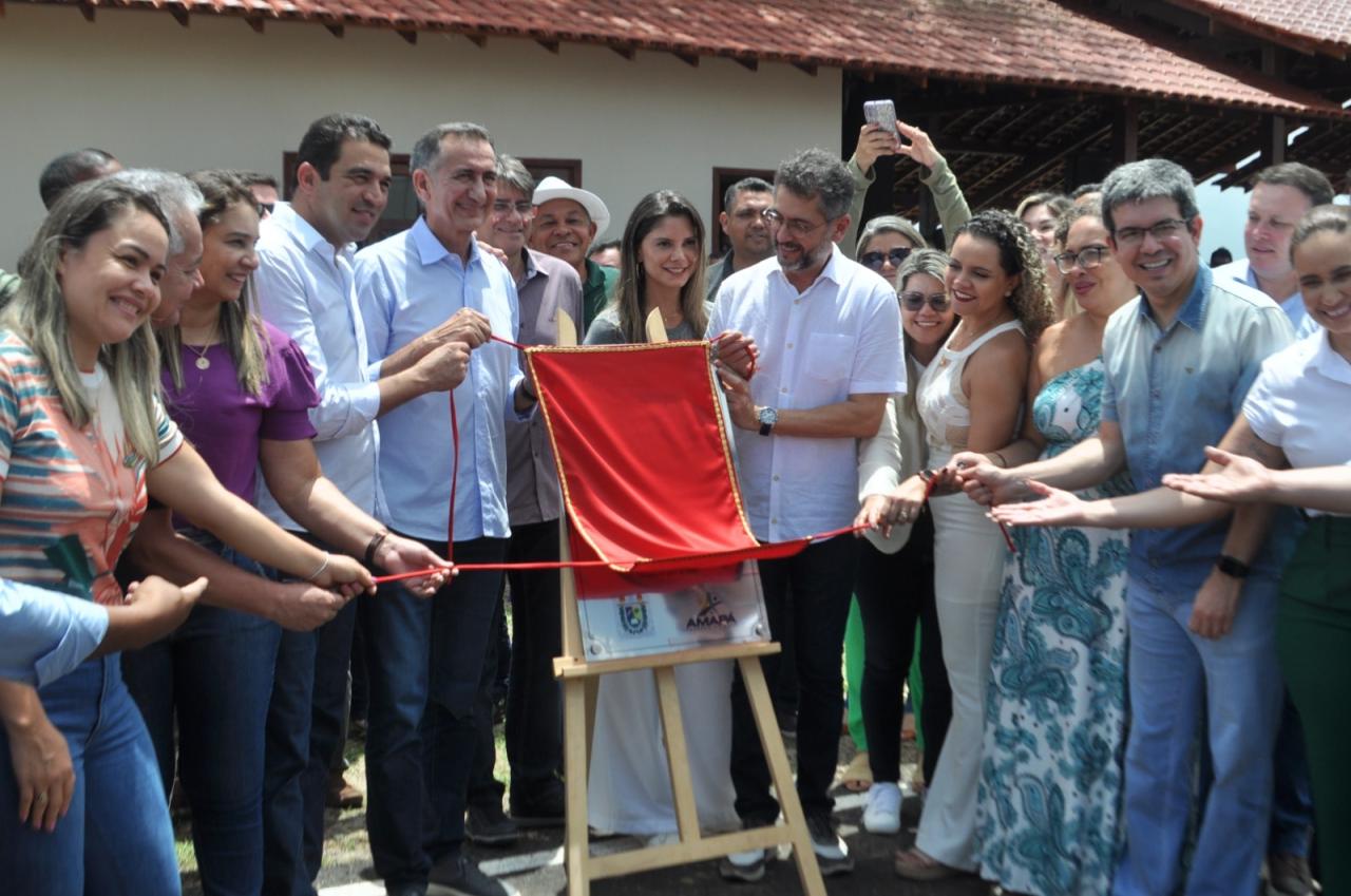 Governo inaugura campus Território dos Lagos da Ueap