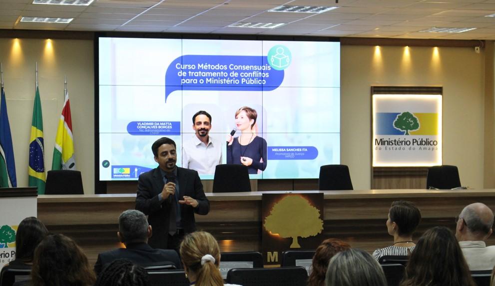 Ministério Público realiza aperfeiçoamento em métodos para solução de conflitos