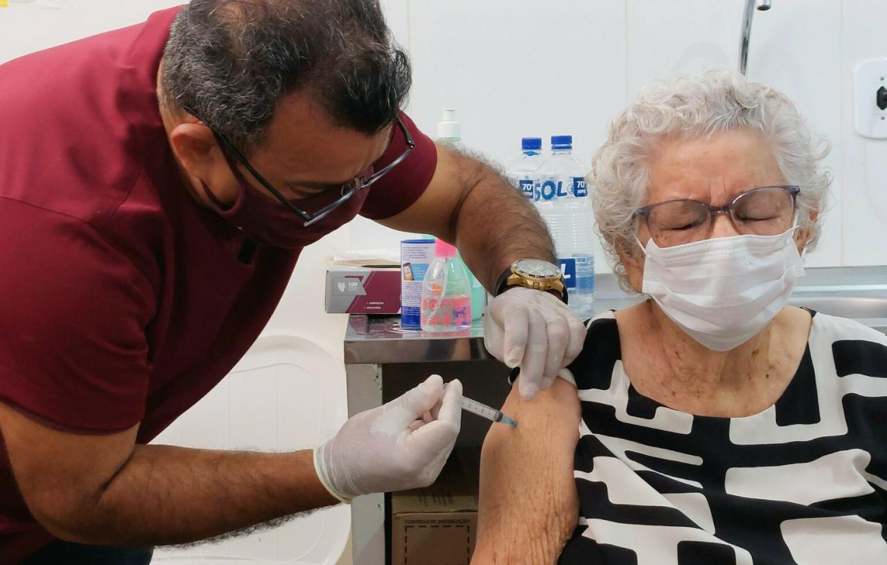 Sexta e sábado tem vacinação itinerante contra Influenza e Covid-19