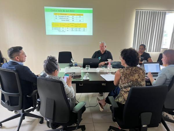 Ministério Público dialoga com SEED sobre evasão escolar em Laranjal do Jari